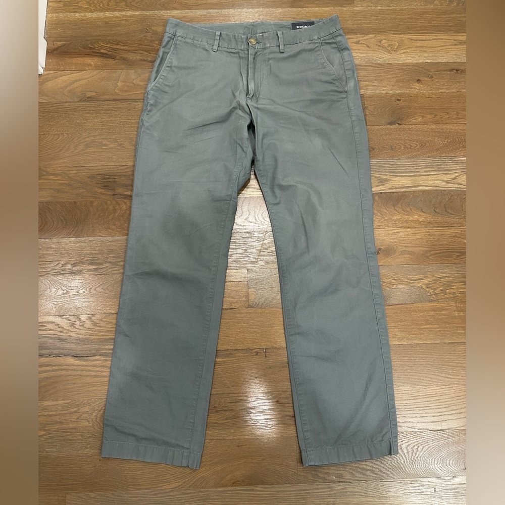 Bonobos Men's Chinos in Gray-Green